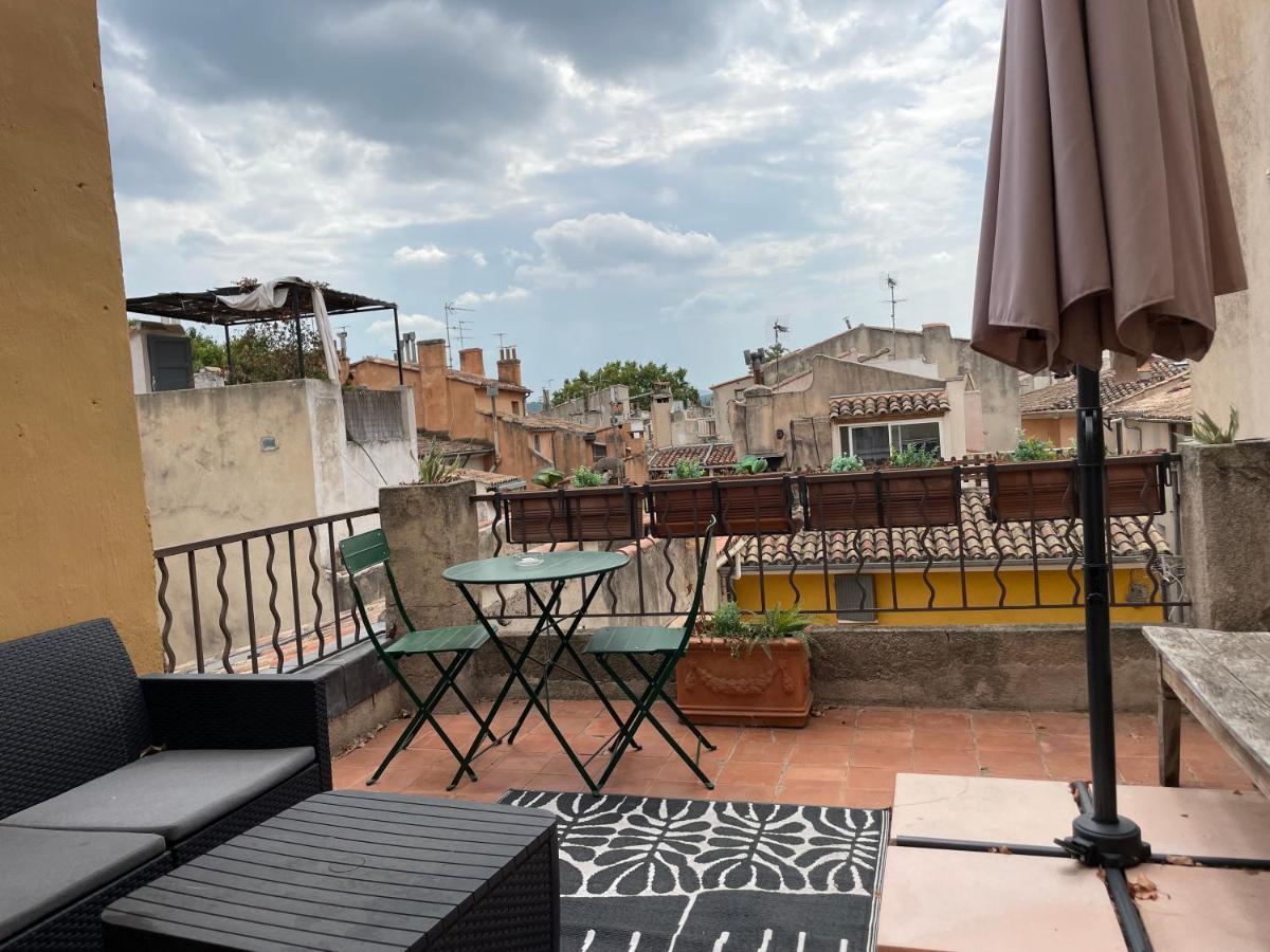 Une Terrasse Sur Les Toits Aix-en-Provence Kültér fotó